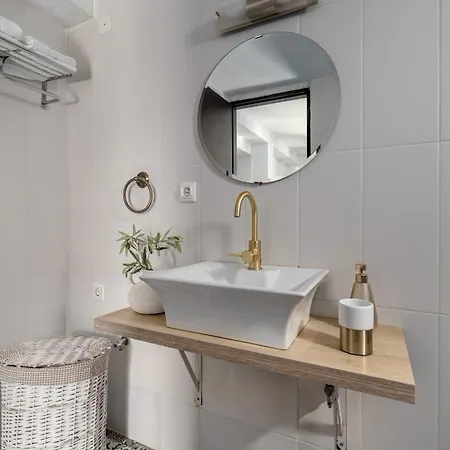 Tresor Boutique * Kolios